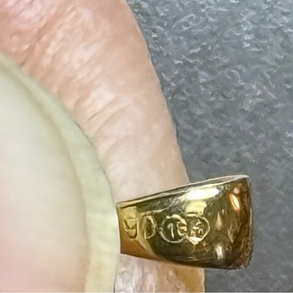 18k Ruby & Diamonds Pendant - Picture 4 of 9